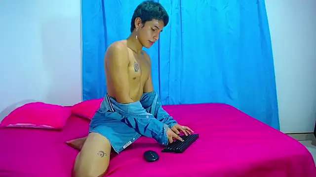 bellamy_094's Webcam Show