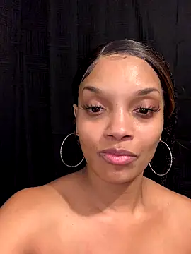 Rakiyahcharms' Webcam Show
