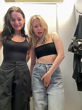 Cum_girlss' Webcam Show