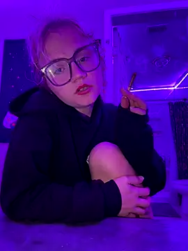 Cutiepiespanks' Webcam Show