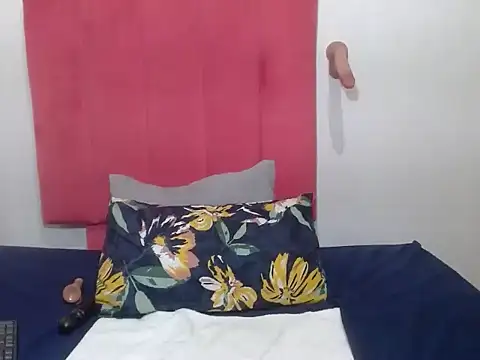 GorillaGripCunt77's Webcam Show