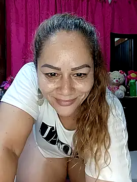 SluttyMilf79's Webcam Show
