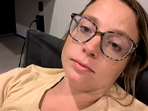 MrandMrsPooks' Webcam Show