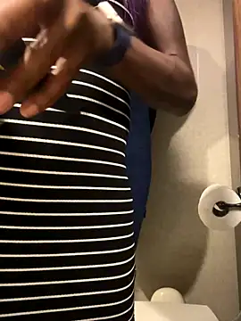 creamKris25's Live Sex Cam Show