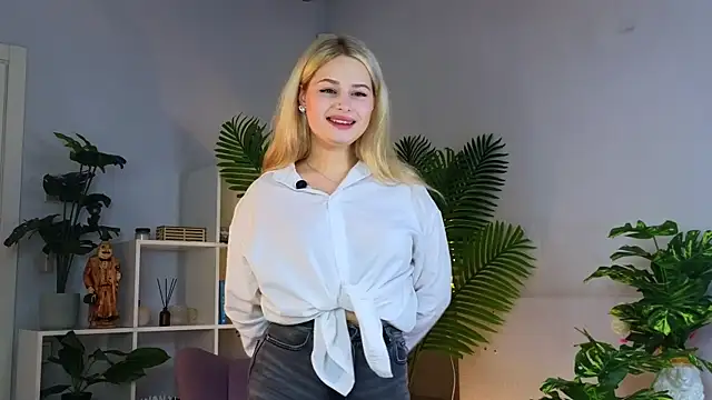 DoraButters' Webcam Show