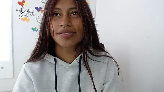Pocahontas_tw Webcam-Show