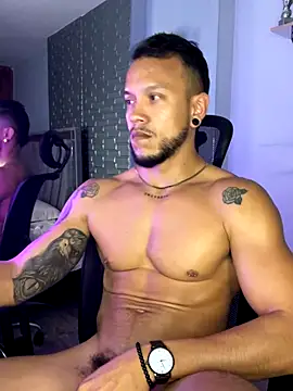 ARON_TAYLER01 Pertunjukan Kamera Seks Langsung
