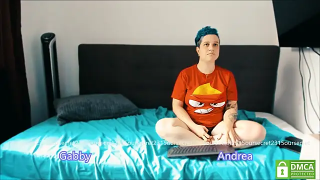 Oursecret2315's Webcam Show
