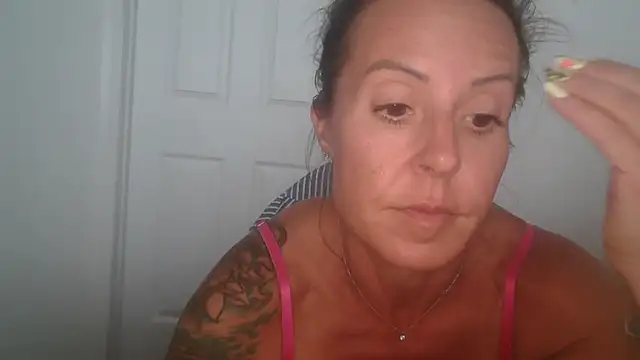 yourmorningwakeupcall's Live Sex Cam Show