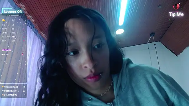 GabbieCutee_'s Webcam Show
