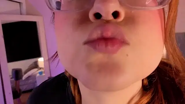 MiaFranklyn's Webcam Show