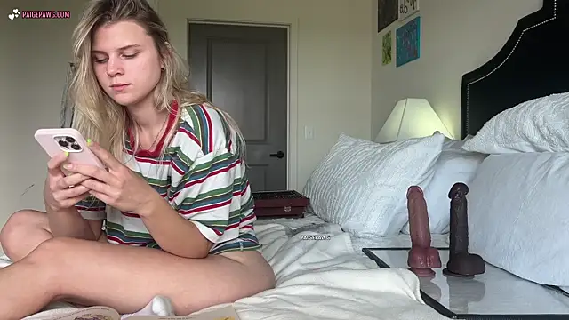 PaigePawg's Webcam Show