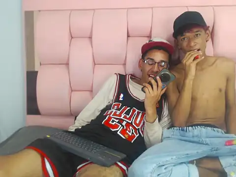 Billie_Tony's Live Sex Cam Show