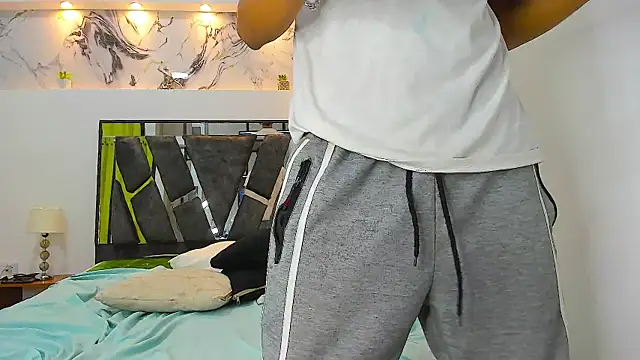 BEAUTY_BOYS1's Live Sex Cam Show