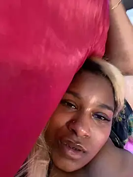 BigFineSelena's Webcam Show