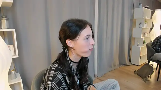 VernaWylie's Webcam Show