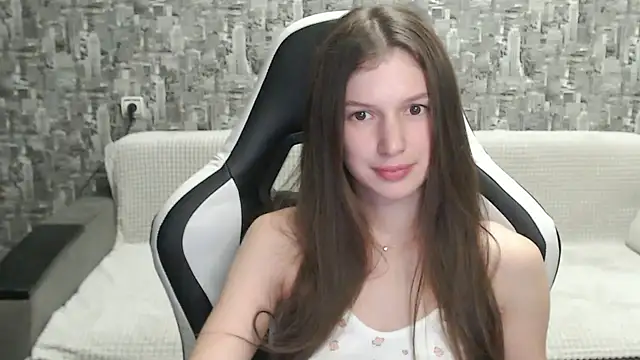 Pokazy przed kamerką – MissMiaCutie