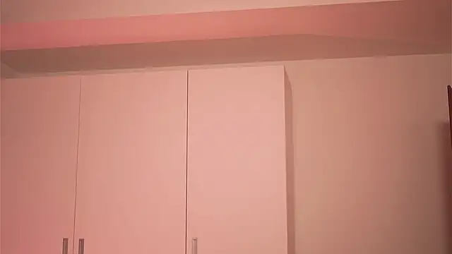 Pokazy przed kamerką – VelvettAngel