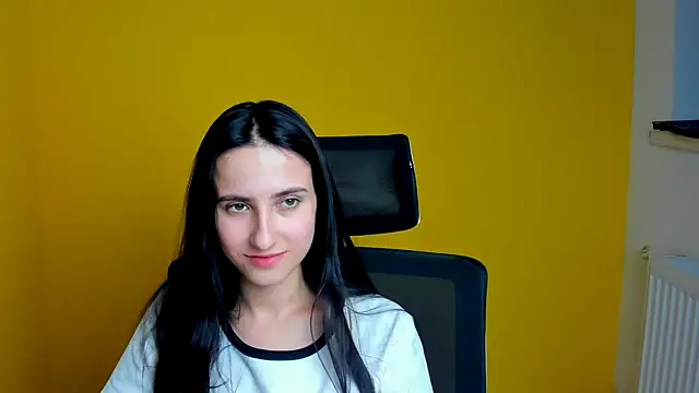 Pokazy przed kamerką – Sara_djefri
