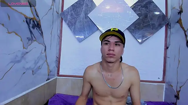 anyelo_waller's Webcam Show