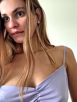 Show de cuteluci_ na webcam