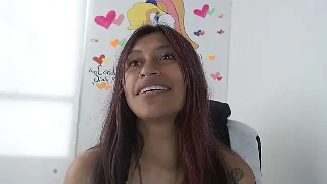 Pocahontas_tw's Webcam Show