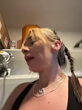 Ms_DelilahMeave's Webcam Show