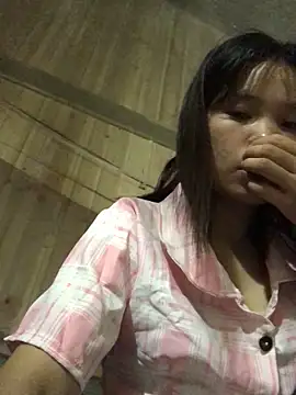 Ngoc-bbi's Webcam Show