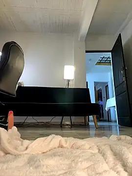 aly_golden_'s Webcam Show