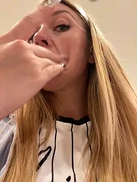 Sweet___Emily's Webcam Show