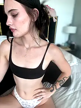KarissaChantelle's Webcam Show