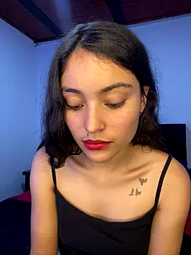 hotwife26's Webcam Show