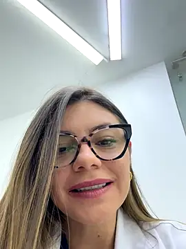 alicee16's Webcam Show