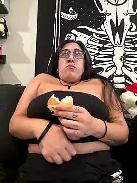 ThicBunz's Webcam Show