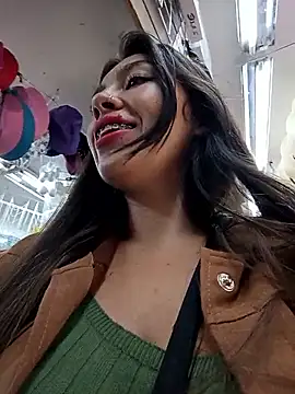 LIZ-06_'s Webcam Show