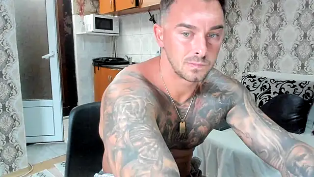 Jonmusclemaster's Webcam Show