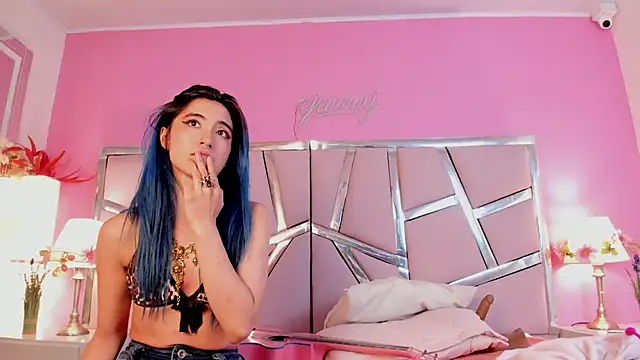 Lunapage's Webcam Show