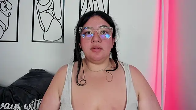 RubyPirsso18's Webcam Show