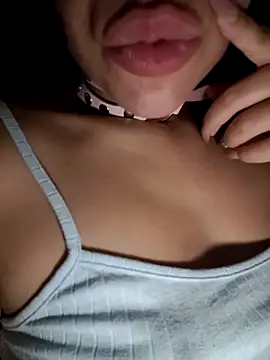 Mini_Muffin1's Webcam Show