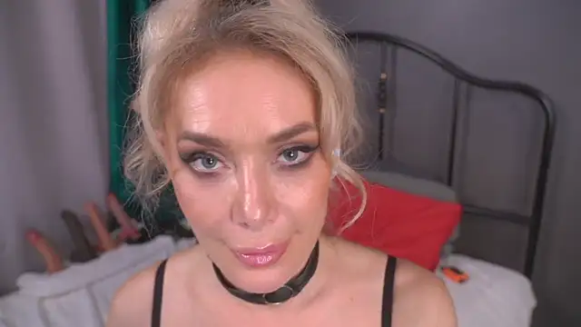 IsadoraDunkan's Webcam Show
