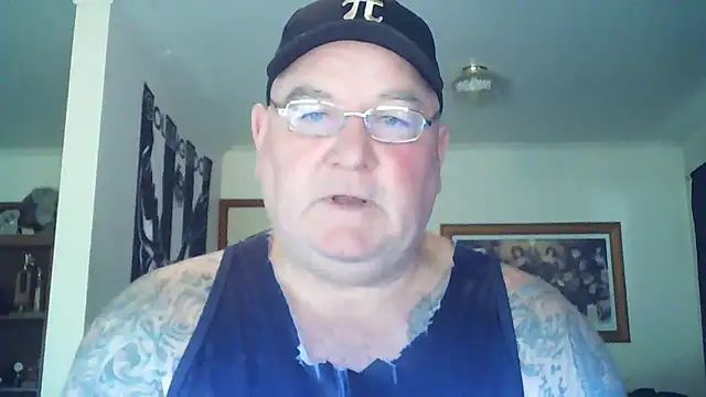 KINKYBLUEYES69 Webcam-Show
