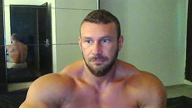 muscularkevin's Webcam Show