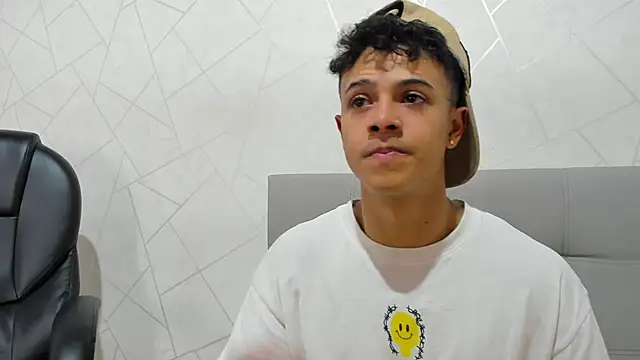 Alex_Colton7's Webcam Show