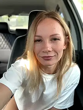 LavenderHot's Webcam Show