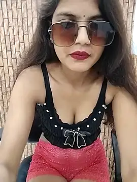 sexy_lips99's Webcam Show