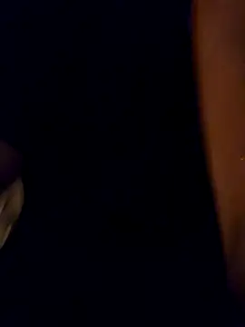 toomuchofafreak's Webcam Show