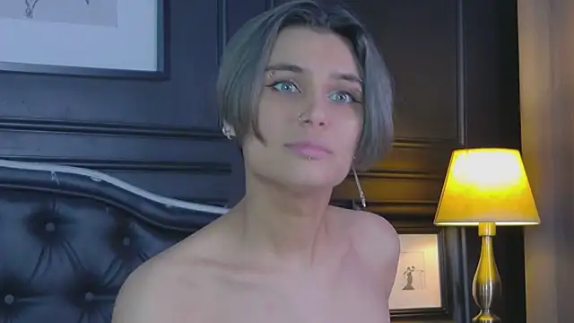VioletAsh's Webcam Show