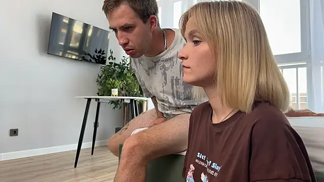 Adelovenick's Webcam Show