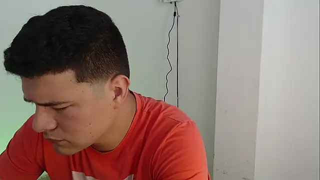 Plug_Control's Webcam Show