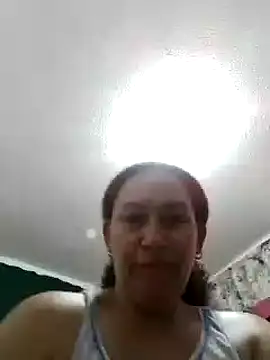 mommy-michell's Webcam Show